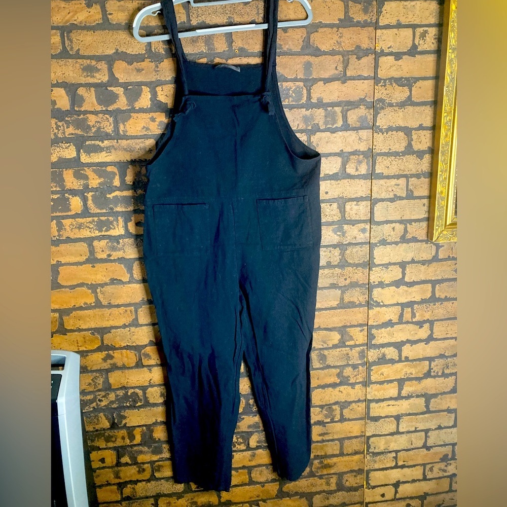 Zanea One Piece Jumpsuit•Size L•Used